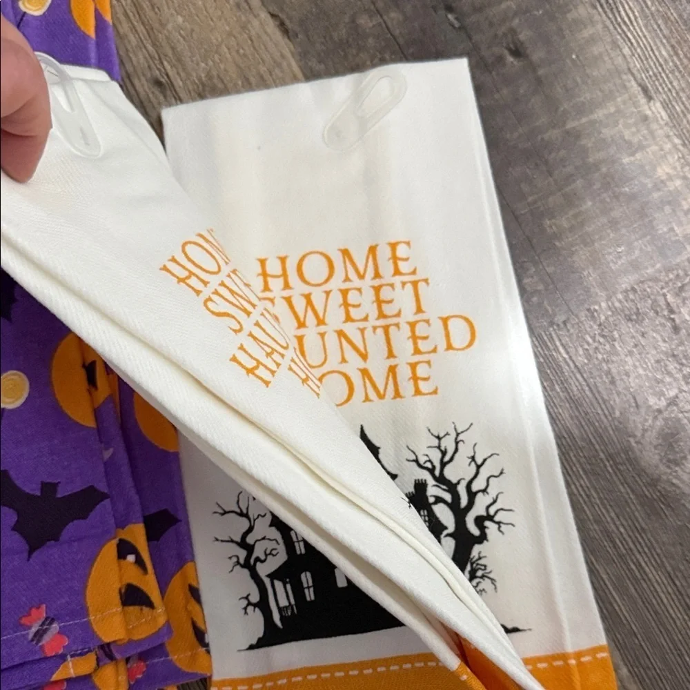 Set of 8 Halloween Themed Kitchen Towels Set